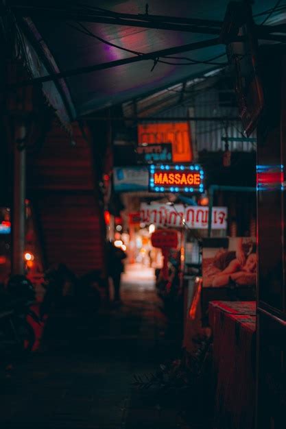 Premium Photo | Illuminated street market in city at night