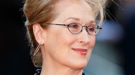 New Meryl Streep biography shows how she glamorously reinvented herself ...