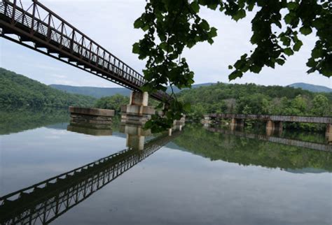 The James River Footbridge Is A Beautiful Destination In Virginia