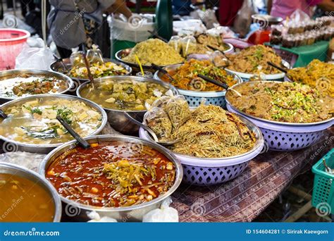 Northern Thai Food at the Fresh Market in Thailand, What To Eat in ...