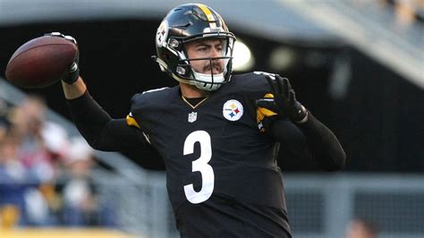 Pittsburgh Steelers make change at backup QB, cut Landry Jones - ESPN