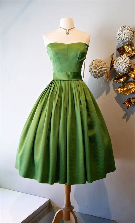 Vintage dresses, Dresses, Fashion