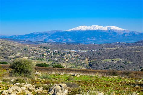 Mountains in Israel: Guide to the Mountainscapes of the Holy Land | DeadSea.com