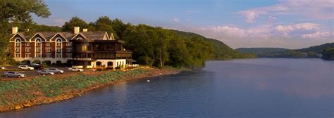 The Lambertville Station Restaurant & Inn Wedding Venue in Philadelphia | PartySpace