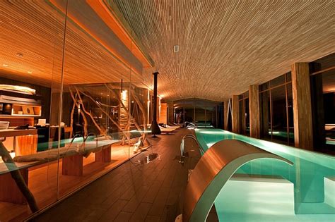 Creating an Indoor Luxury Spa Room at Home