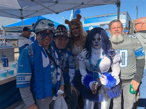 NFL Survey Says - Detroit Lions Fans Rank In Tailgating Top 10