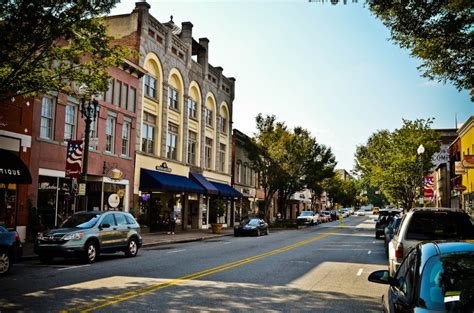 Moving to Mooresville NC? 15 Reasons You’ll Love It!