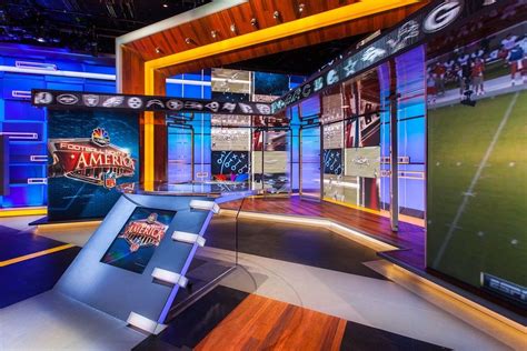 NBC Sports: Football Night in America Set | Broadcast Design Case Study