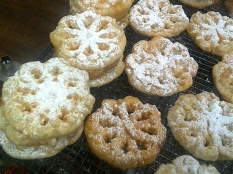 Rosette Cookies/Swedish Rosettes Recipe - Food.com