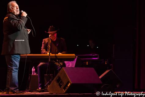 Gene Watson at Star Pavilion Inside Ameristar Casino | Kansas City Concert Photography