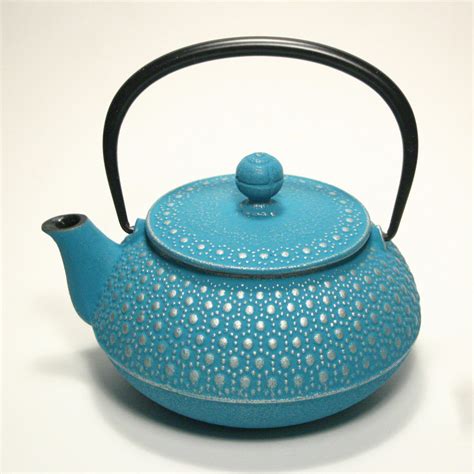 Iwachu Tetsubin-honeycomb | Zen Tea | World's Teapots, Tea sets, and Tea accessories