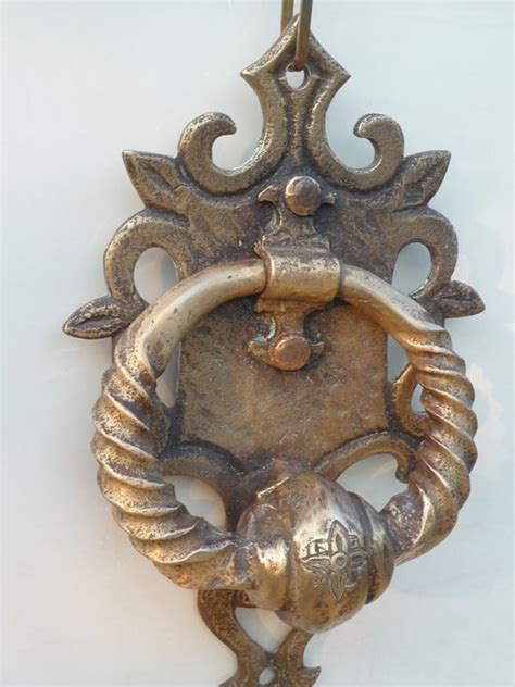 rare beautiful heavy antique door knocker - Bronze, Copper - Catawiki