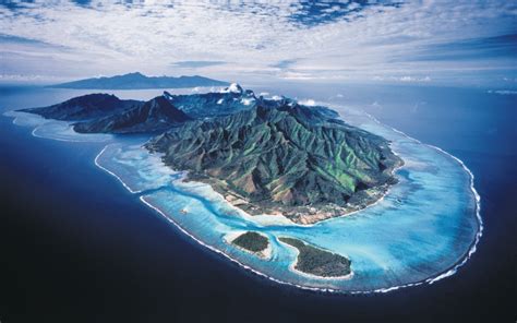 Bored of Bora Bora? Set sail to the islands of Rangiroa, Moorea, and ...