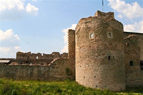 Visit Rakvere Castle | Rakvere, Castle, Secret places