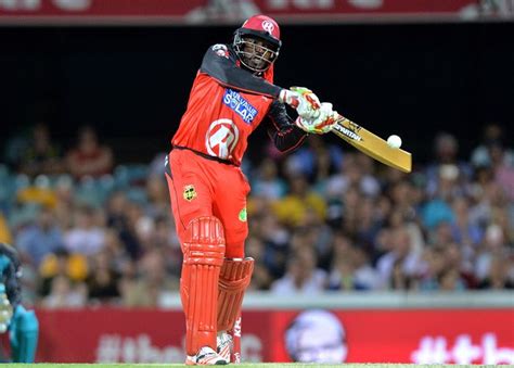 Stats: Chris Gayle becomes the first batsman to hit 600 sixes in T20s