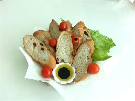 OLIVE OIL & BALSAMIC VINEGAR DRESSING — Kardamas