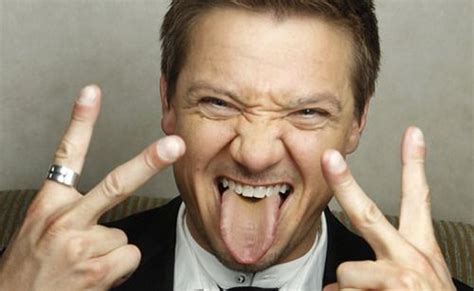 Jeremy Renner Fingernails