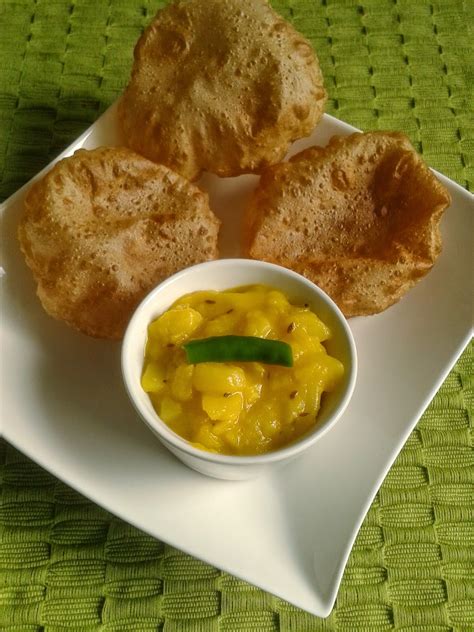 Recipe Of Puri Bhaji | How To Make Poori Bhaji - VegRecipeWorld