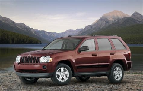 A Diesel First 2007 Jeep Grand Cherokee Review: Off-Road.com