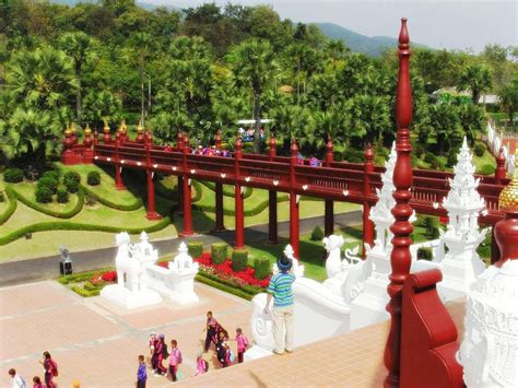 Royal Flora Ratchaphruek - Easy Day - Thailand Tours