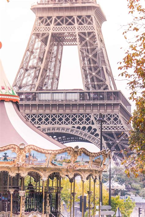 A Complete Guide to Visiting Paris in the Winter | solosophie