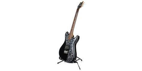 Peavey Electric Guitar & Amp Bundle