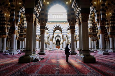 The Prophet's Mosque - Madinah Saudi Arabia [OC] #travel #ttot #nature ...