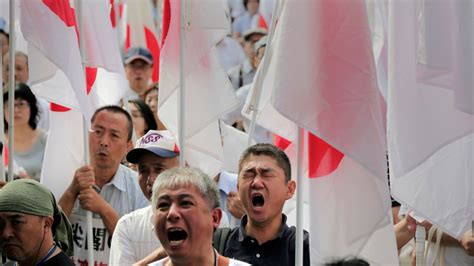 Hundreds march in Tokyo in anti-China protest over disputed islands ...