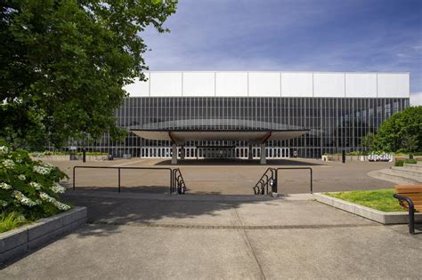 Veteran's Memorial Coliseum Roof Replacement | City of Portland