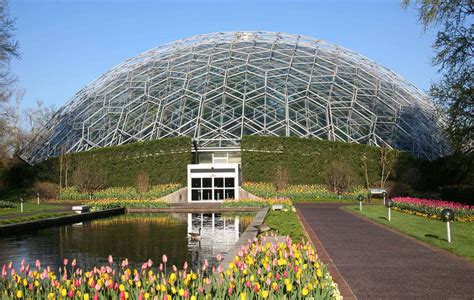 Hotels near Missouri Botanical Garden in MO - Choice Hotels