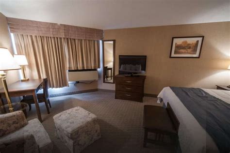 Deer Lake Motel Reviews & Prices | U.S. News