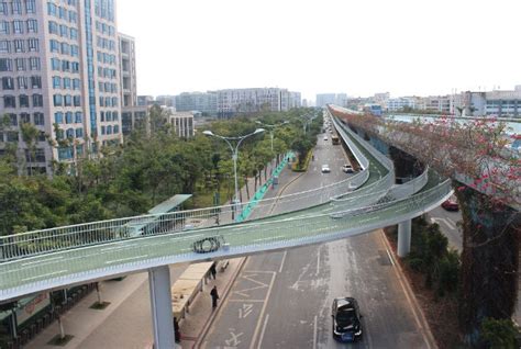 China's eight-kilometre 'bike lane in the sky' opens in Xiamen - Lonely ...