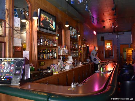 No Wisconsin bars on Post's list of America's most authentic dives?