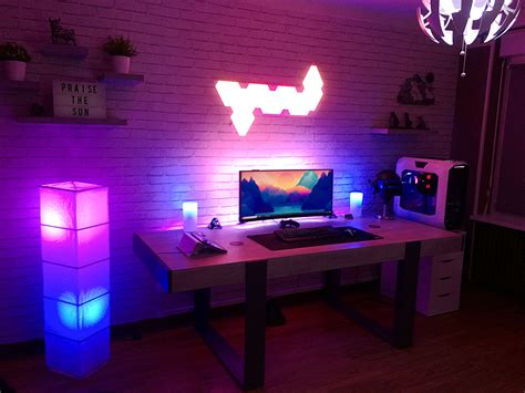 My New Desk is too Big for a single monitor ? | Desk, Desk setup, Gamer setup