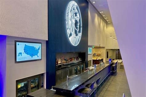 Los Angeles Airport 101: A guide to the lounges at LAX - The Points Guy