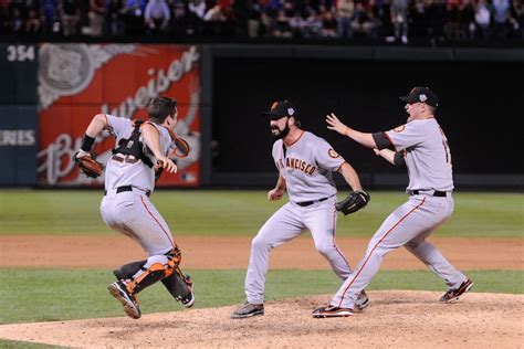 San Francisco Giants vs. Texas Rangers, 2010 World Series Game 5 ...