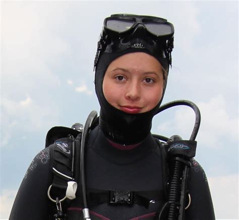 Scuba Diver Girls, Scuba Girl, Womens Wetsuit, Scuba Diving Pictures ...