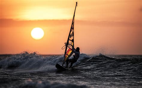 Windsurfing, Sunset, Ocean, Waves - Windsurfing Wallpaper Iphone (#1314337) - HD Wallpaper ...