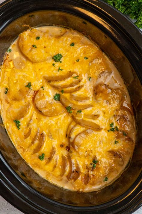 Crock Pot Scalloped Potatoes - Slow Cooker Meals