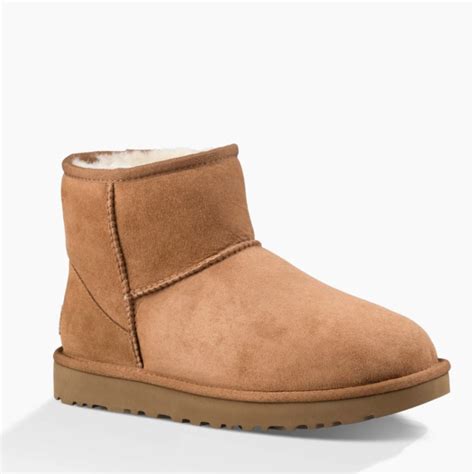 UGG Women's Classic Mini II Boot Chestnut | Laurie's Shoes