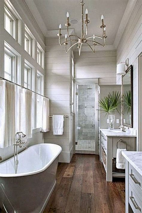 47 Luxurious Small Master Bathroom Design Ideas - ZYHOMY