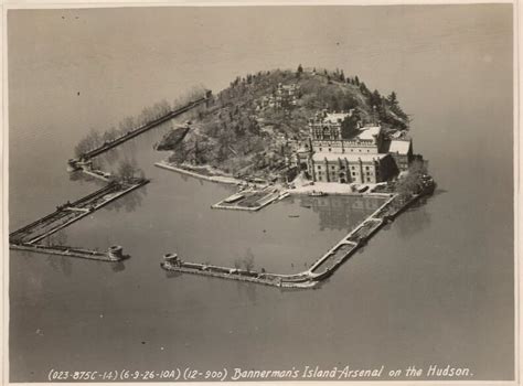 Media Monday: Bannerman's Castle - Hudson River Maritime Museum