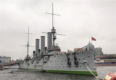 File:Cruiser Aurora.jpg - Wikimedia Commons