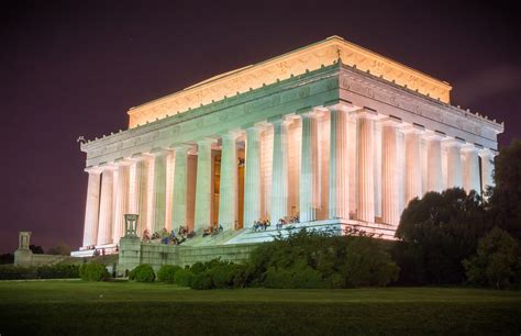 20 Must-See Attractions in Washington, D.C.