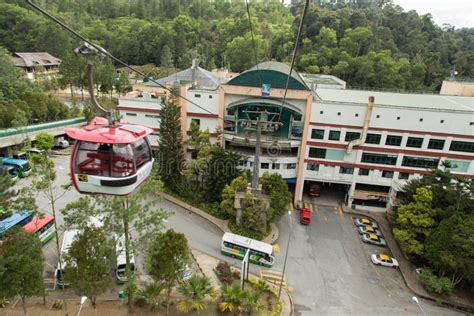 Genting Skyway editorial stock image. Image of high, cable - 33511784