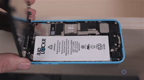 How to Replace the iPhone 5C Battery (Complete Guide) (Video)