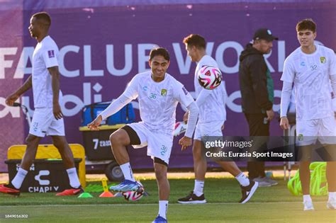 Club Leon players during their Training Session at King Abdullah... News Photo - Getty Images