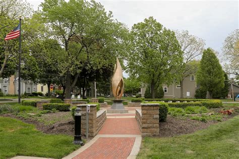 Arlington Heights park honoring the service and sacrifice of veterans and their families > U.S ...