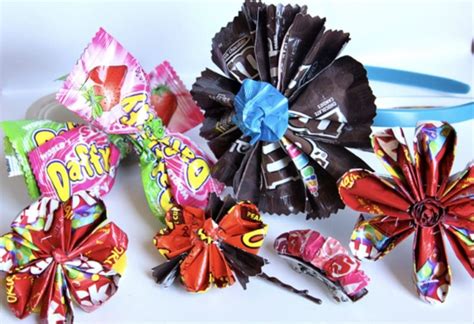 25 Genius Recycled Candy Wrapper Crafts - Single Girl's DIY