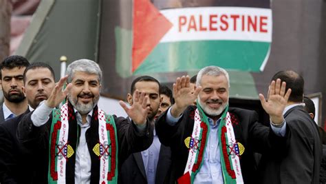 Hamas supporters gather in Gaza for 25th anniversary